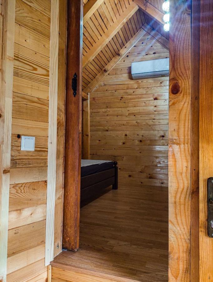 Апартаменты Hacienda Burzic Кулен Вакуф Экстерьер фото