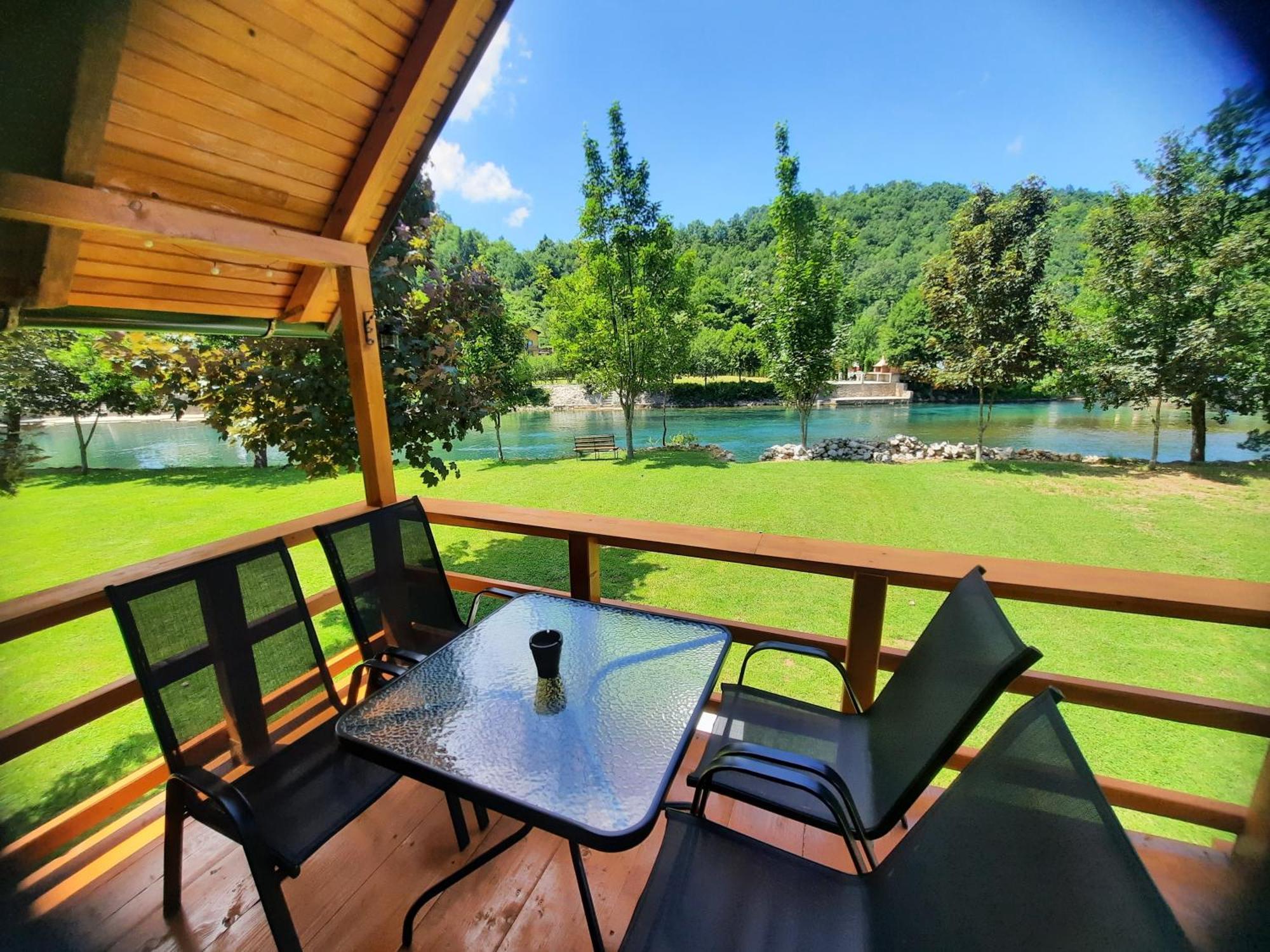 Апартаменты Hacienda Burzic Кулен Вакуф Экстерьер фото